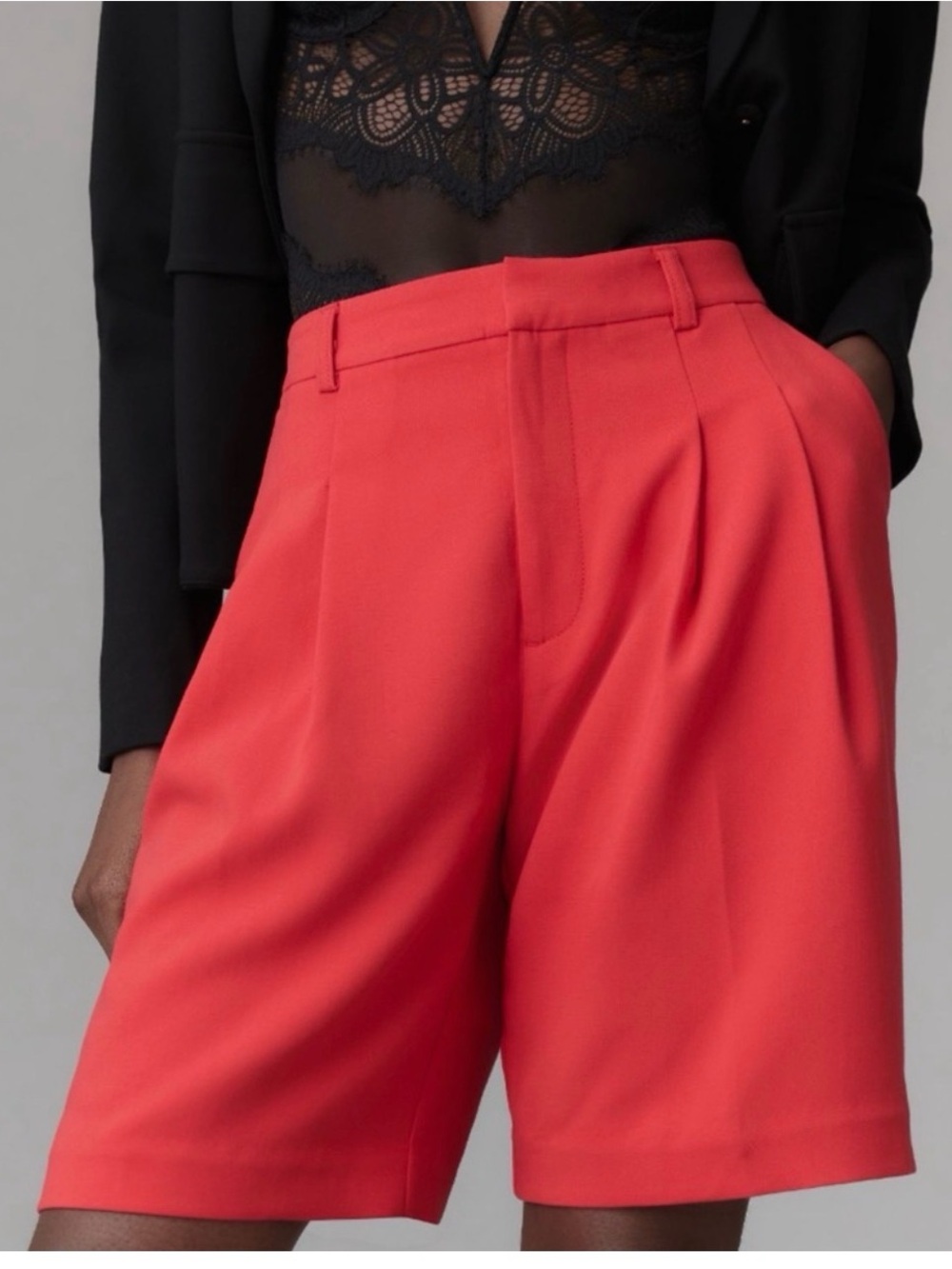 NWT Anthropologie Maeve The Avery Pleated Shorts Red size 14